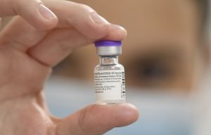 Read more about the article Vaccin contre le coronavirus et choc anaphylactique : c’est ce que vous devez savoir sur la réaction allergique